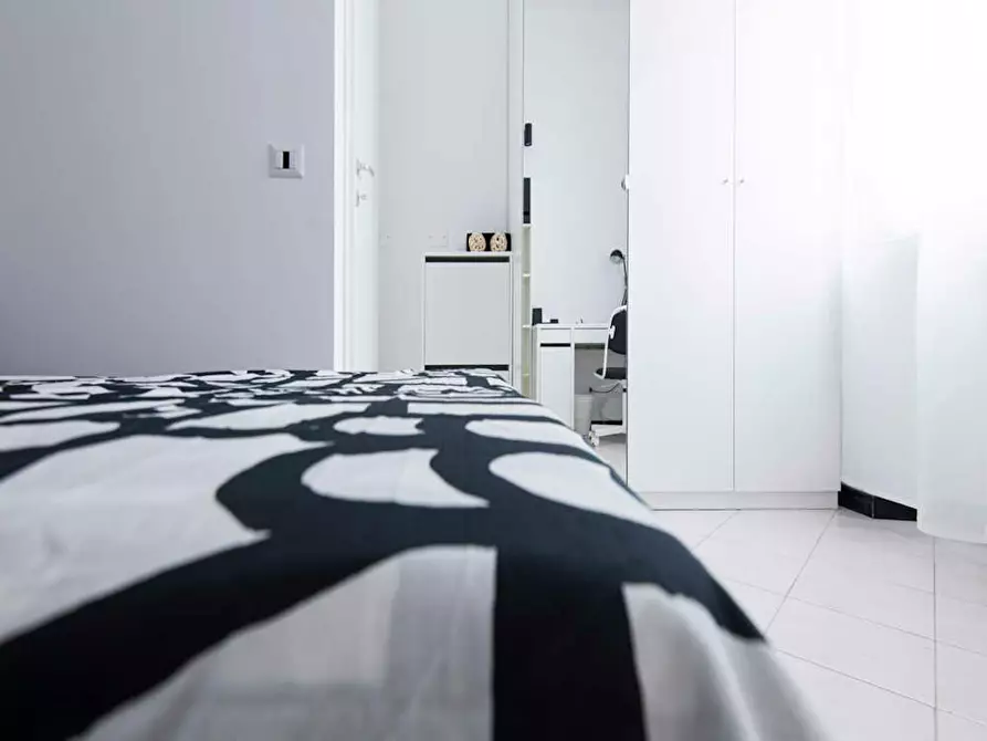 Immagine 4 di Camera in affitto  in Via Risorgimento a Sesto San Giovanni