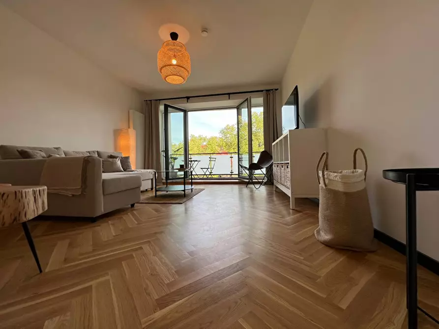 Immagine 3 di Appartamento in affitto  in Lindenallee a Berlin