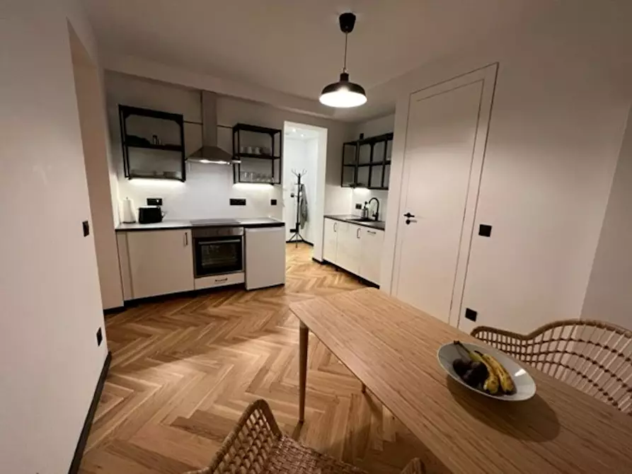 Immagine 4 di Appartamento in affitto  in Lindenallee a Berlin
