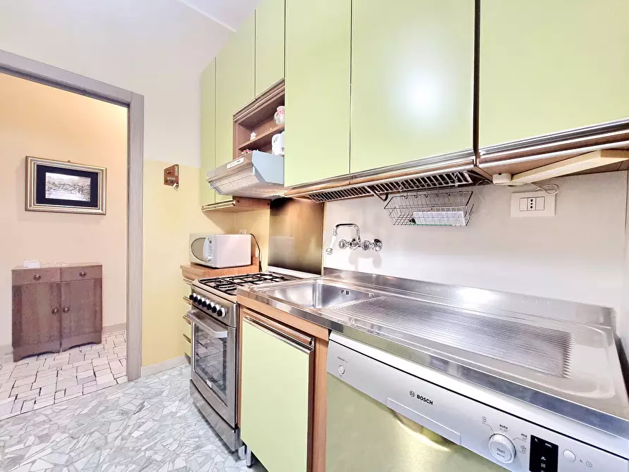 Immagine 9 di Appartamento in affitto  in Via Mincio a Milano