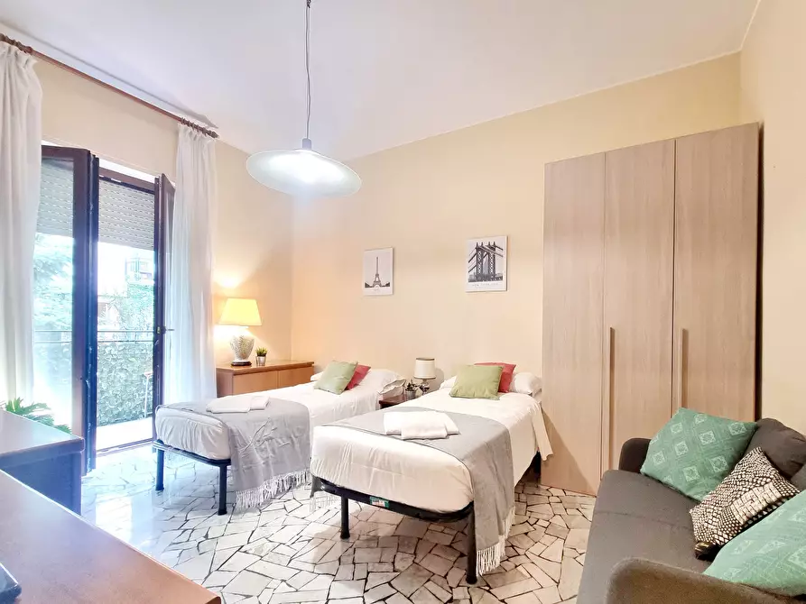 Immagine 4 di Appartamento in affitto  in Via Mincio a Milano