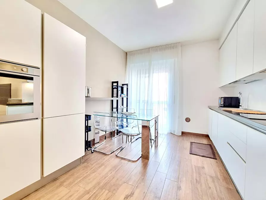 Immagine 5 di Appartamento in affitto  in Alzaia Naviglio Pavese a Milano