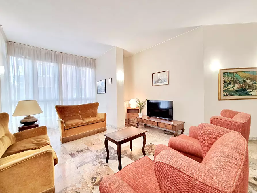 Immagine 3 di Appartamento in affitto  in Via Roncaglia a Milano