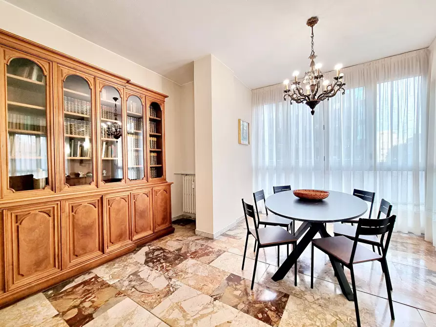 Immagine 6 di Appartamento in affitto  in Via Roncaglia a Milano