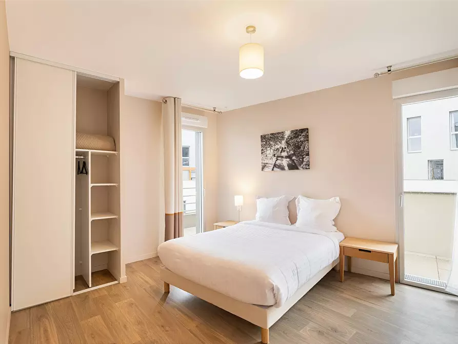 Immagine 5 di Appartamento in affitto  in Rue Gaston Lauriau a Montreuil
