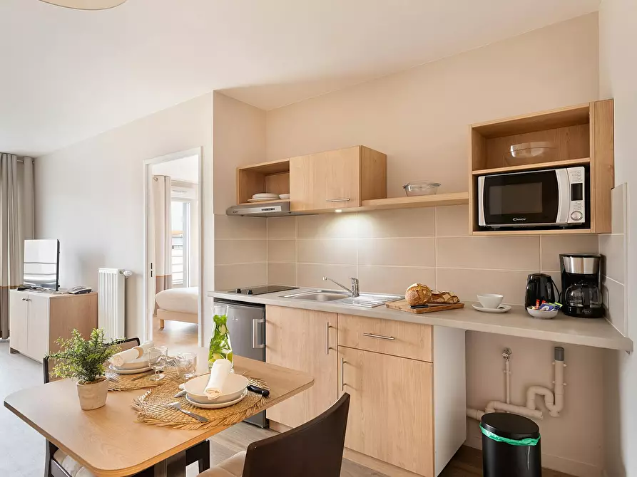 Immagine 3 di Appartamento in affitto  in Rue Gaston Lauriau a Montreuil
