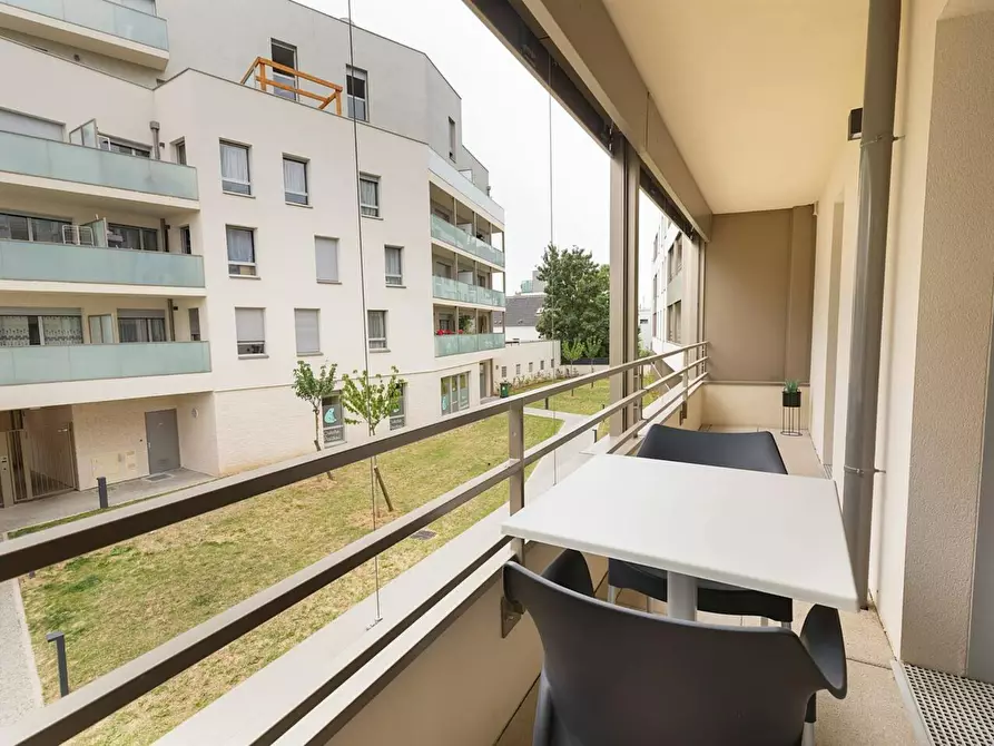 Immagine 7 di Appartamento in affitto  in Rue Gaston Lauriau a Montreuil