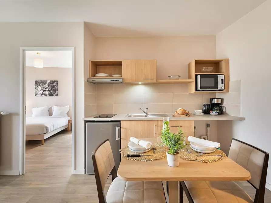 Immagine 4 di Appartamento in affitto  in Rue Gaston Lauriau a Montreuil