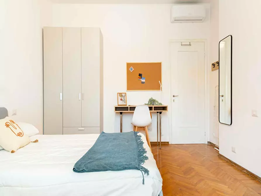 Immagine 3 di Camera in affitto  in Via Francesco Reina a Milano