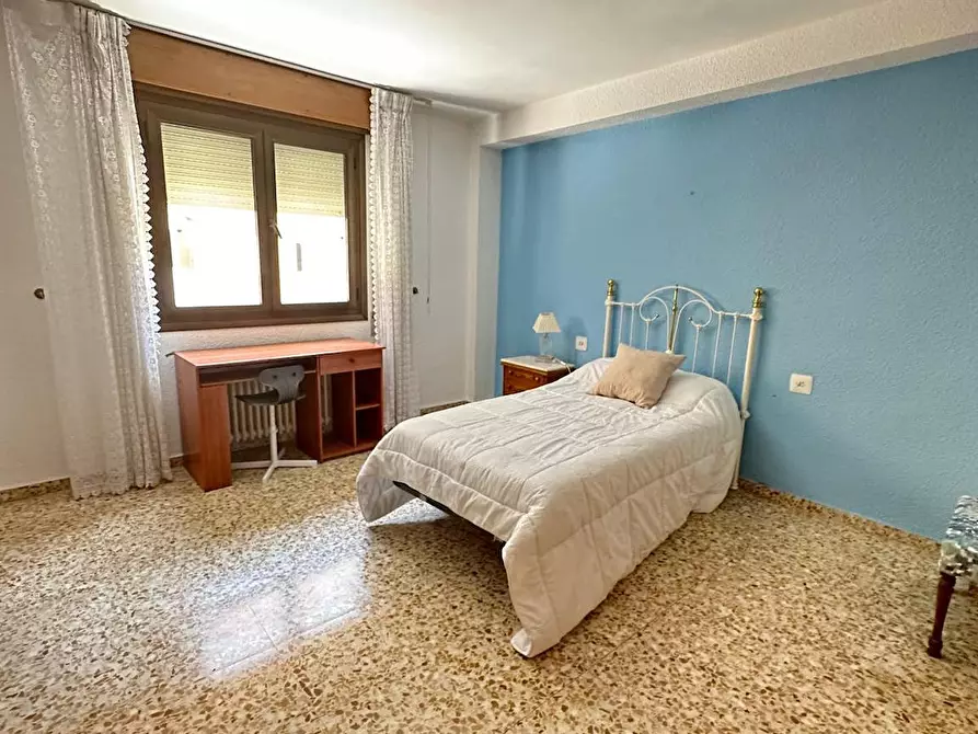 Immagine 2 di Camera in affitto  in Calle Luis Badía a Albacete