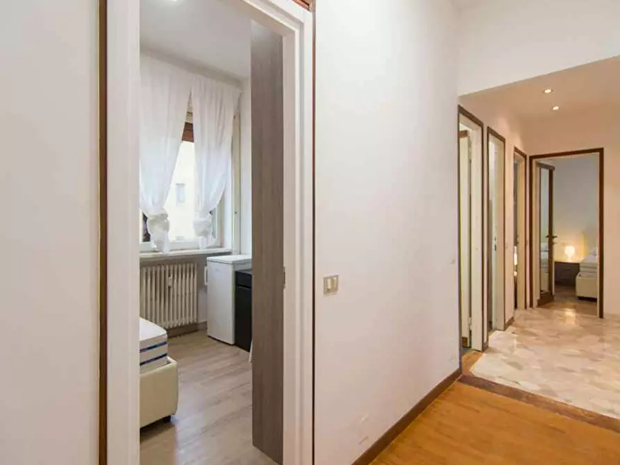 Immagine 6 di Camera in affitto  in Via Rodolfo Farneti a Milano