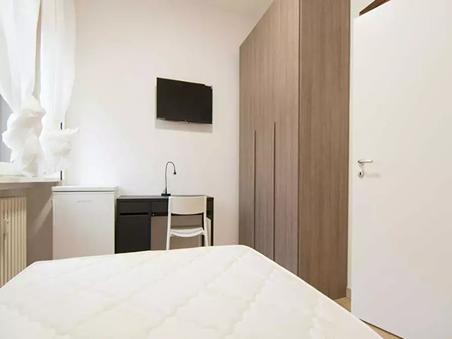 Immagine 2 di Camera in affitto  in Via Rodolfo Farneti a Milano