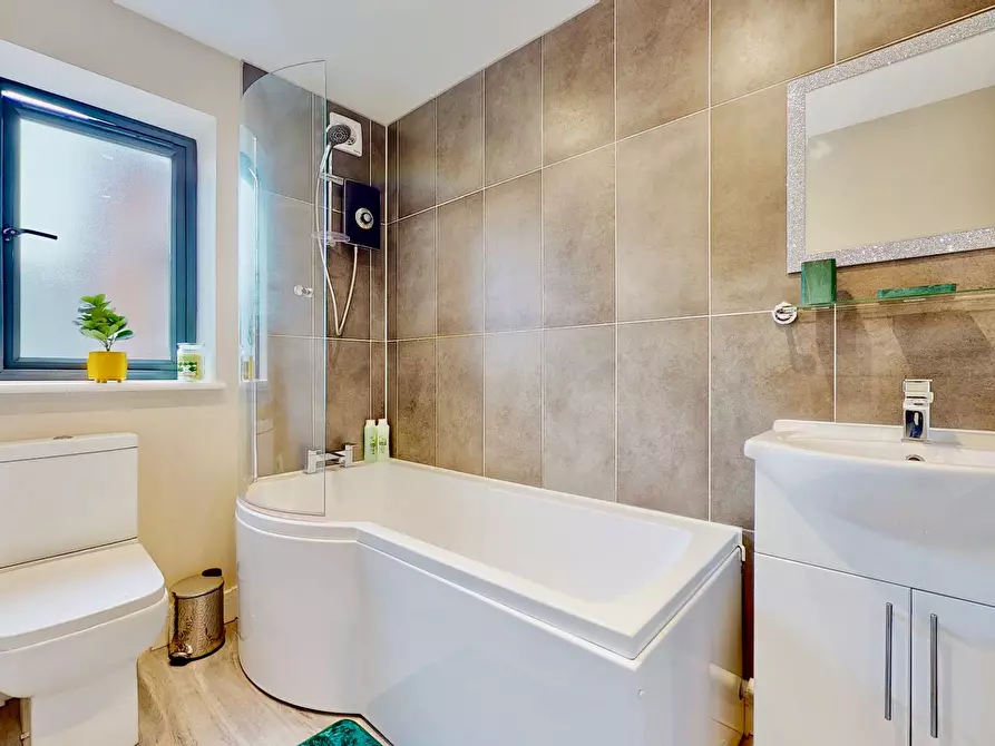 Immagine 4 di Appartamento in affitto  in Island Way East a Rochester