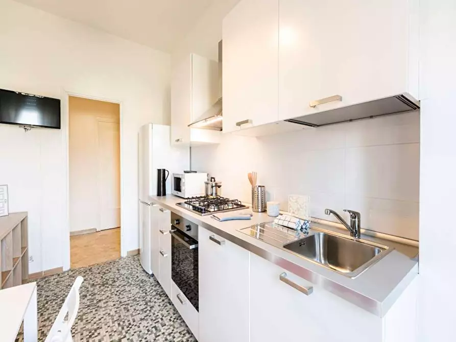 Immagine 8 di Camera in affitto  in Via Ginestre a Buccinasco