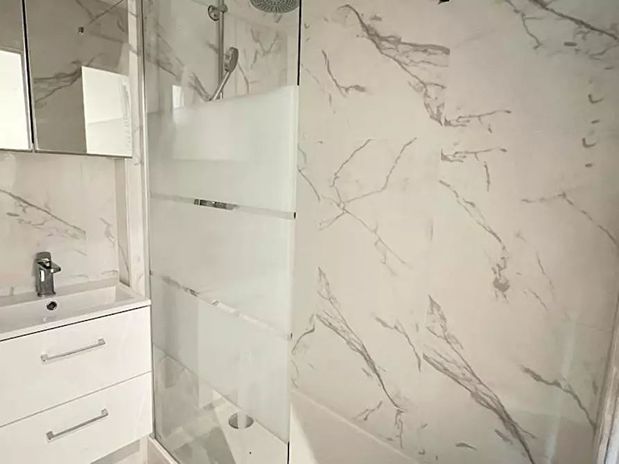 Immagine 5 di Appartamento in affitto  in Rue de Longchamp a Neuilly-sur-Seine