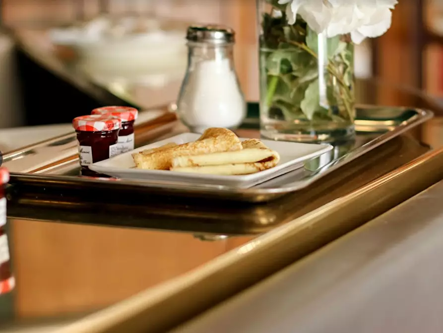 Immagine 10 di Appartamento in affitto  in Rue de Longchamp a Neuilly-sur-Seine