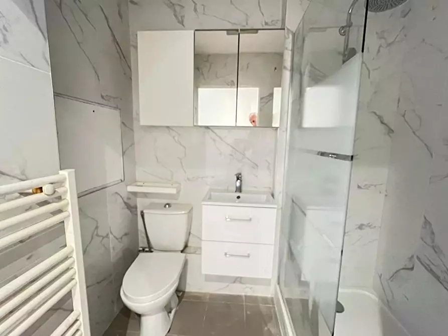 Immagine 6 di Appartamento in affitto  in Rue de Longchamp a Neuilly-sur-Seine
