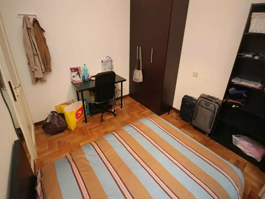 Immagine 9 di Camera in affitto  in Via Felice Bellotti a Milano