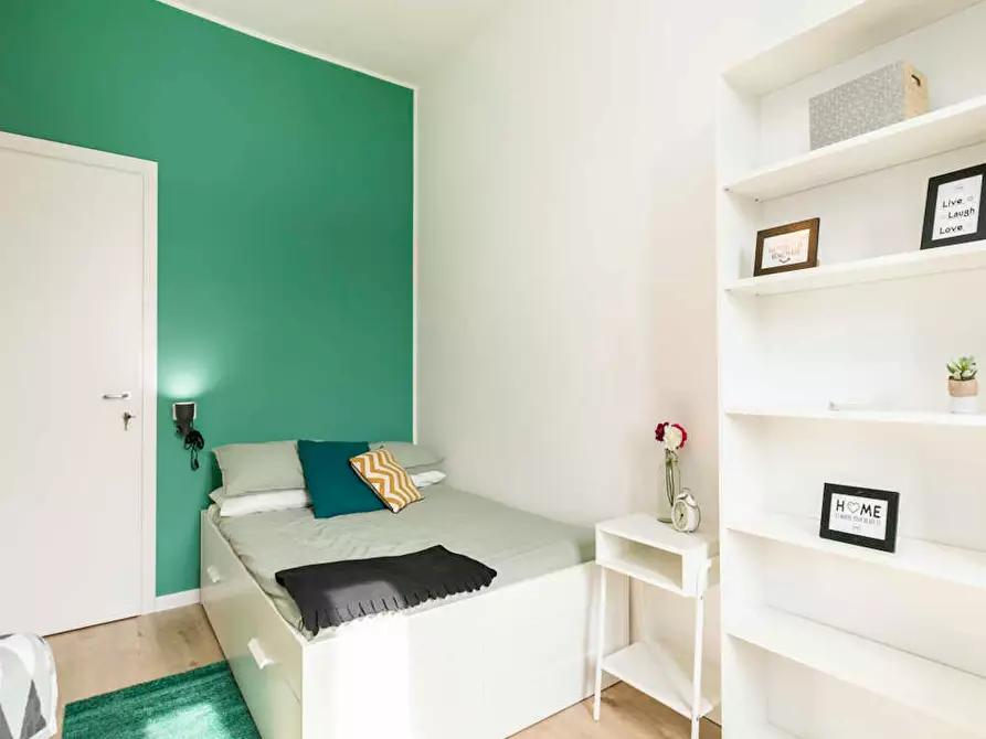 Immagine 1 di Camera in affitto  in Via Privata Parenzo a Milano