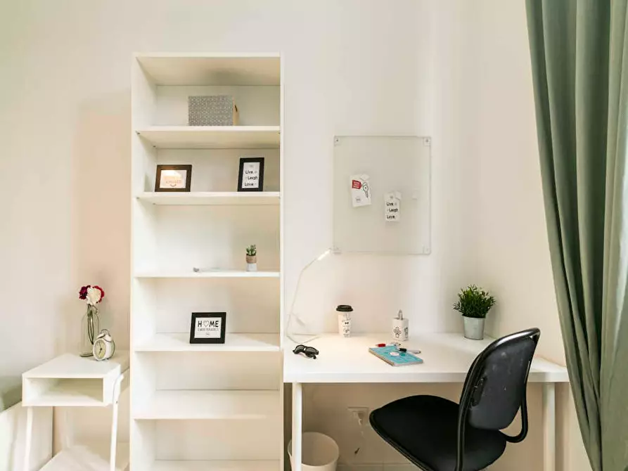 Immagine 6 di Camera in affitto  in Via Privata Parenzo a Milano