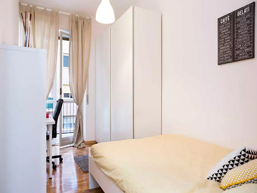 Immagine 2 di Camera in affitto  in Viale Daniele Ranzoni a Milano