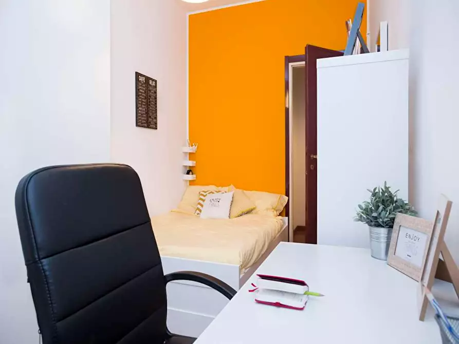 Immagine 2 di Camera in affitto  in Viale Daniele Ranzoni a Milano