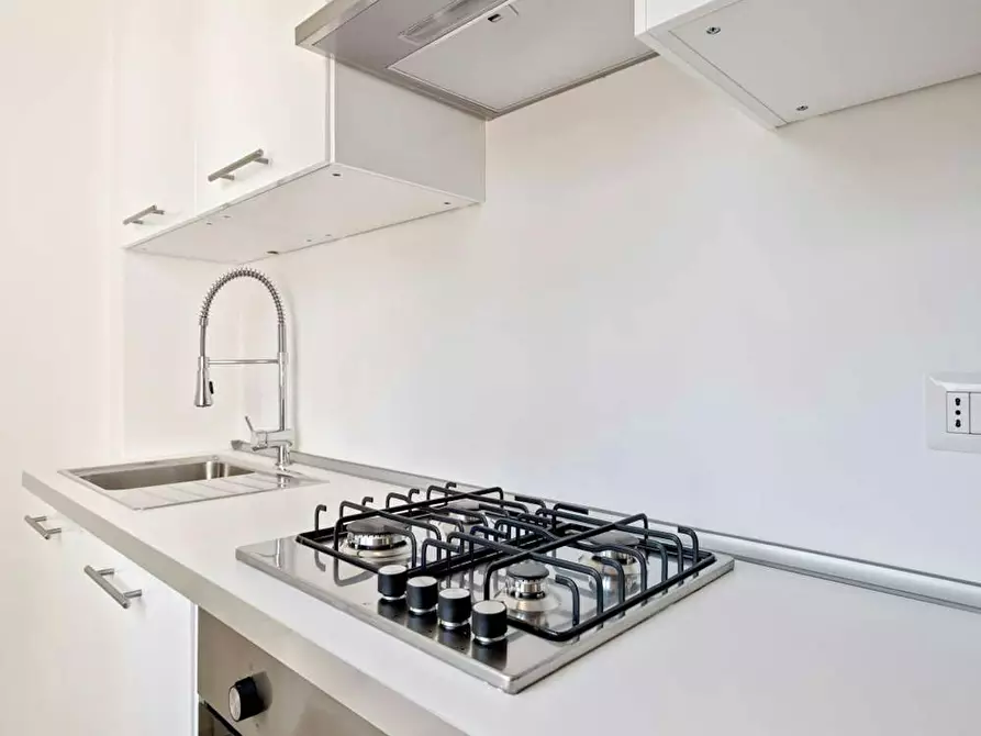 Immagine 10 di Camera in affitto  in Via Casoretto a Milano