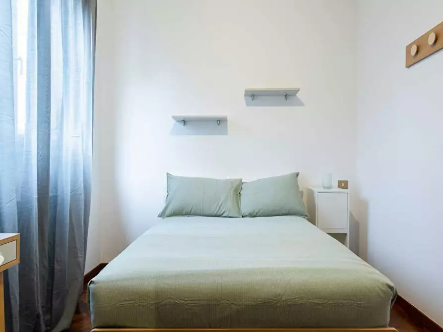 Immagine 2 di Camera in affitto  in Via Valsugana a Milano