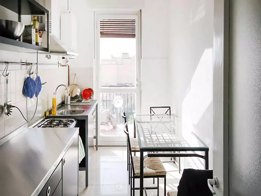 Immagine 9 di Camera in affitto  in Viale Tibaldi a Milano