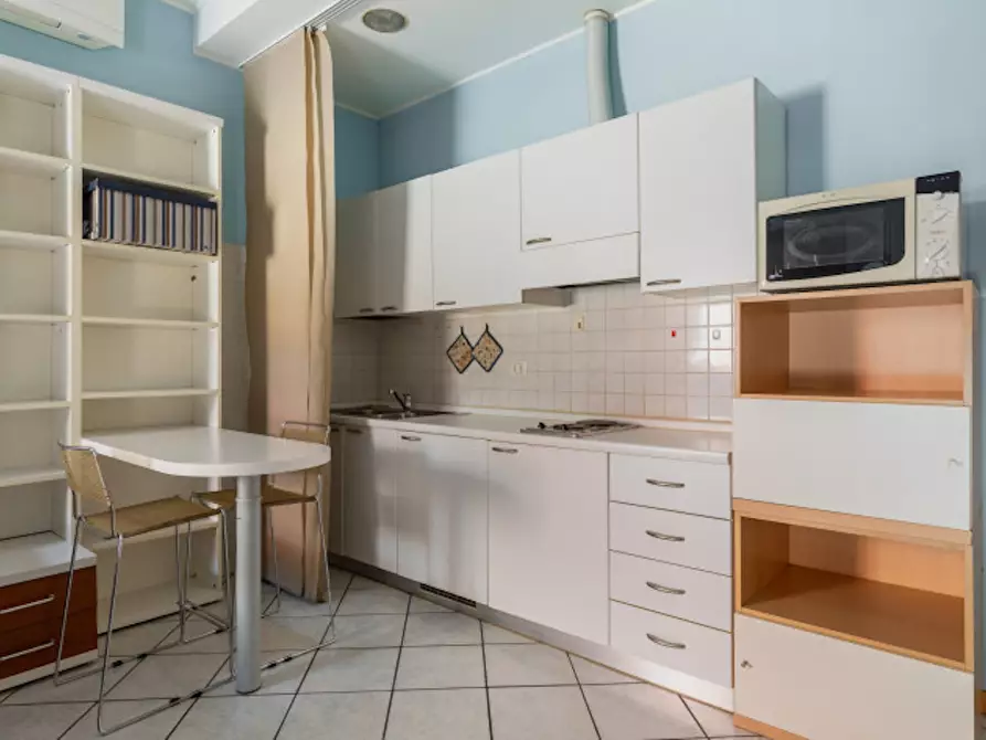 Immagine 10 di Appartamento in affitto  in Via Monaldo Calari a Bologna