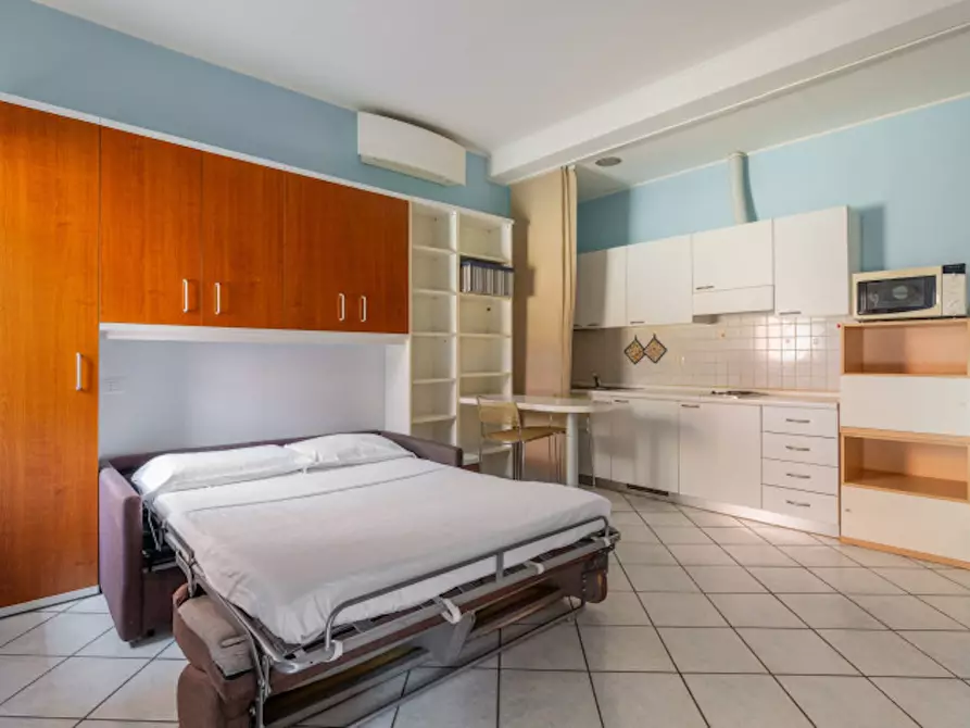 Immagine 4 di Appartamento in affitto  in Via Monaldo Calari a Bologna