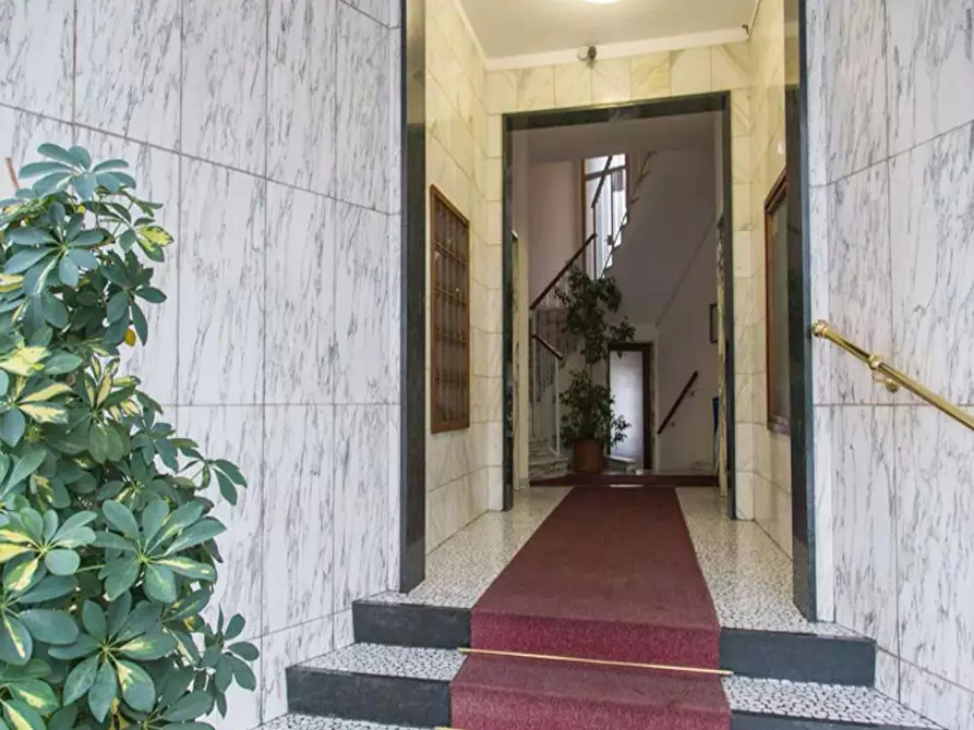 Immagine 10 di Camera in affitto  in Via Soperga a Milano