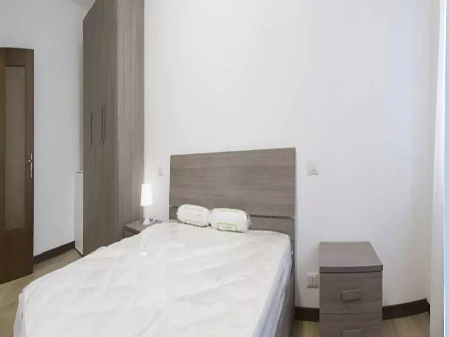 Immagine 5 di Camera in affitto  in Via Soperga a Milano