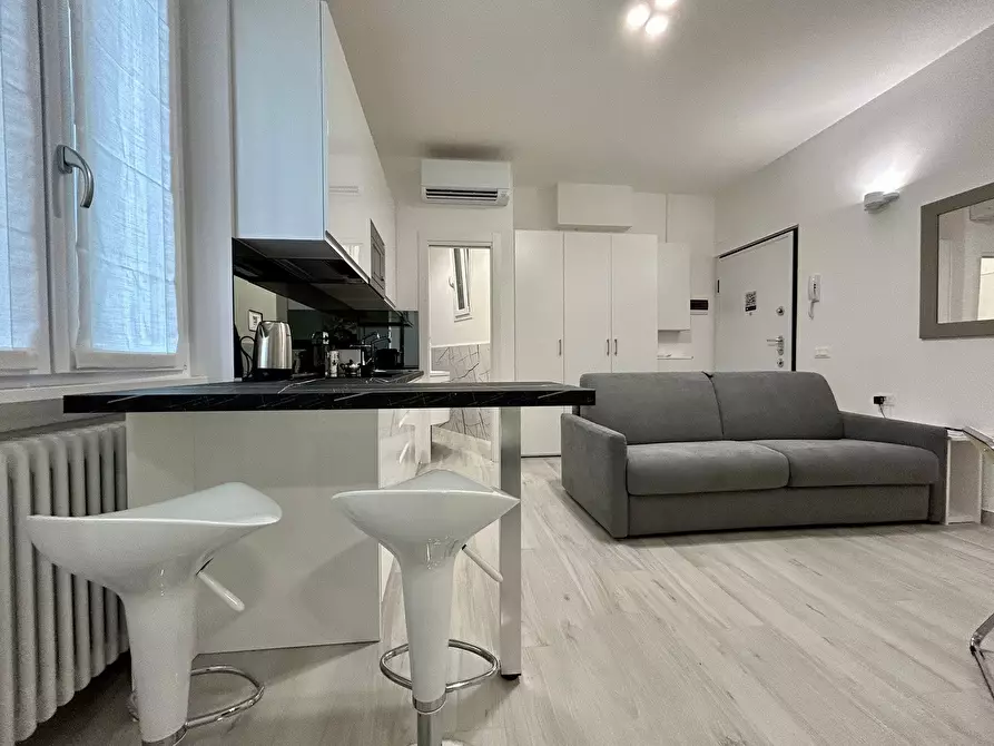 Immagine 6 di Appartamento in affitto  in Viale Abruzzi a Milano