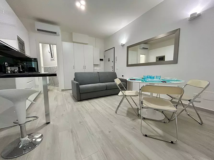 Immagine 8 di Appartamento in affitto  in Viale Abruzzi a Milano