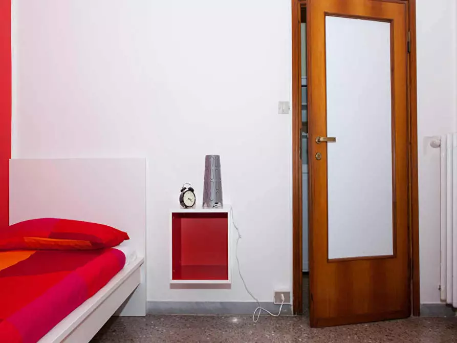 Immagine 9 di Camera in affitto  in Via Pelagio Palagi a Bologna