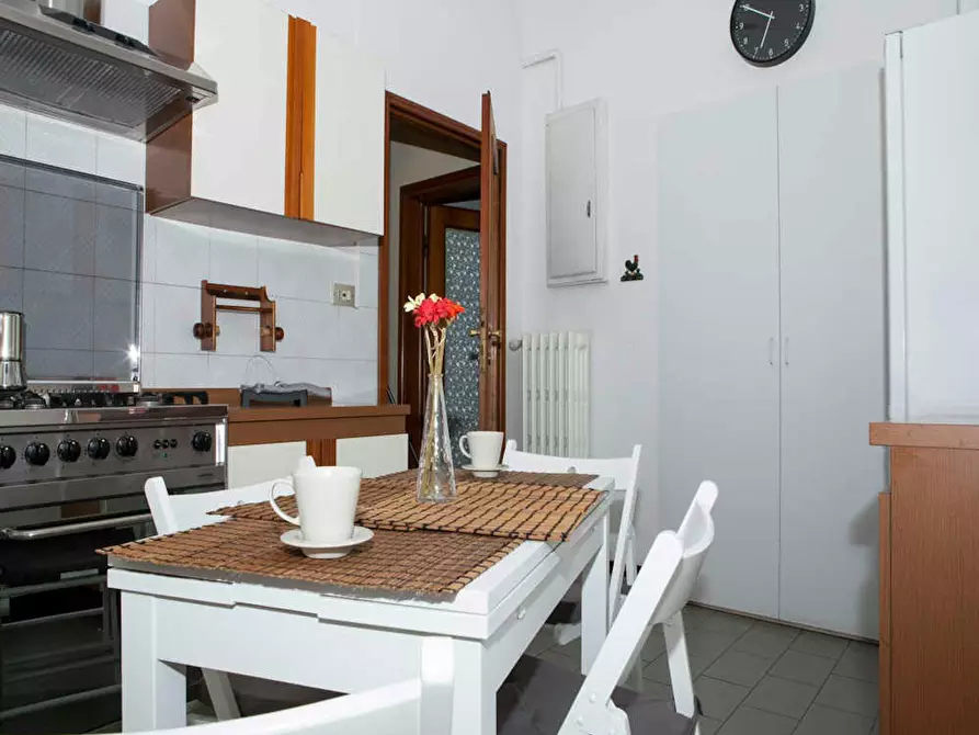 Immagine 10 di Camera in affitto  in Via Pelagio Palagi a Bologna