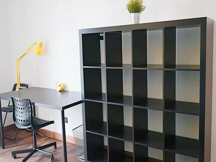 Immagine 10 di Camera in affitto  in Via Santa Croce a Bologna