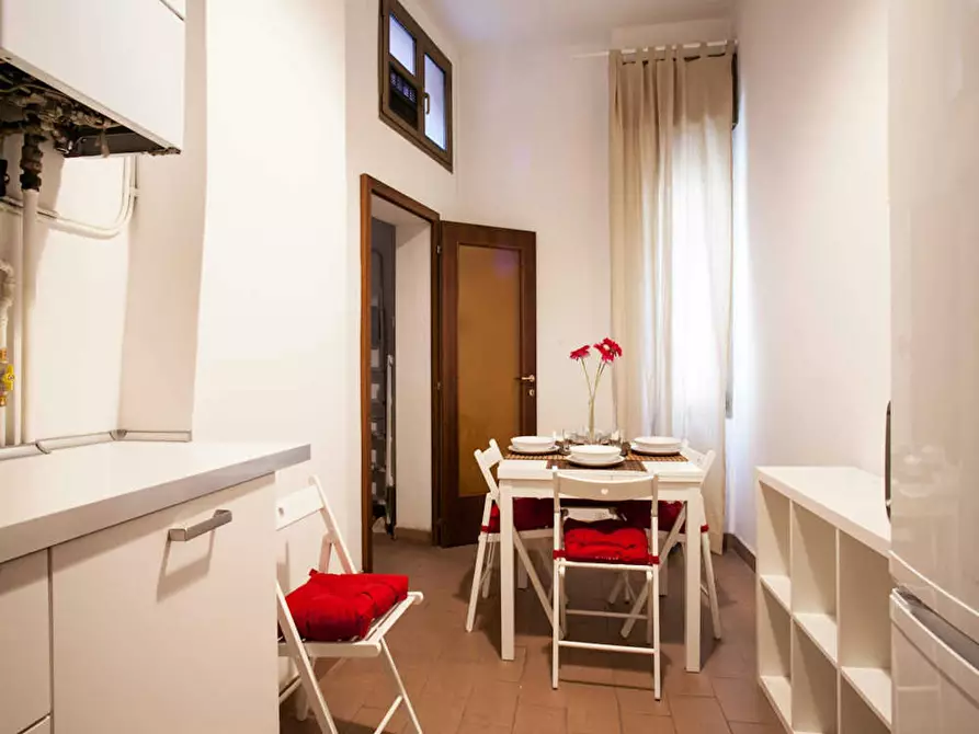 Immagine 10 di Camera in affitto  in Via Nazario Sauro a Bologna