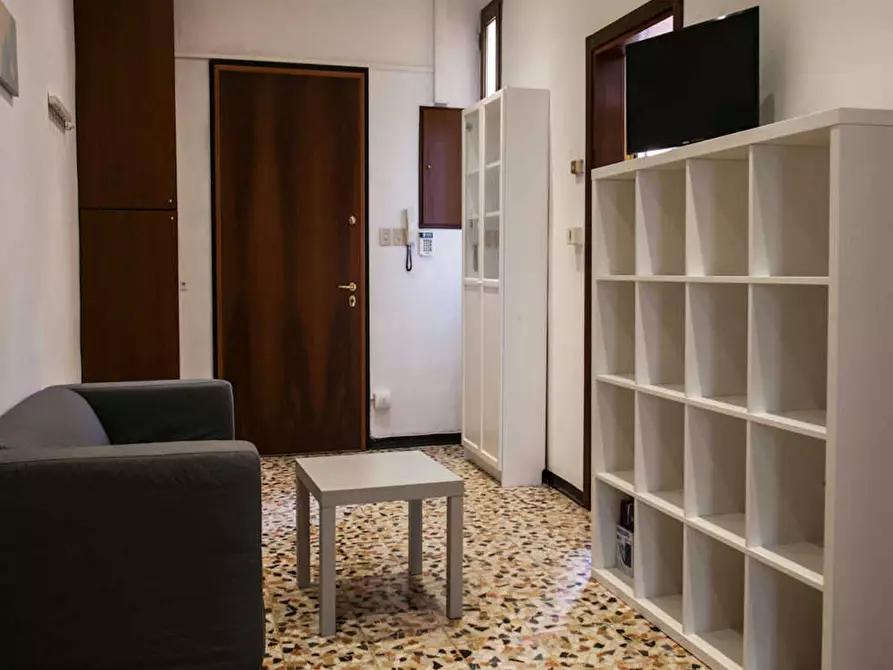 Immagine 6 di Camera in affitto  in Via Nazario Sauro a Bologna