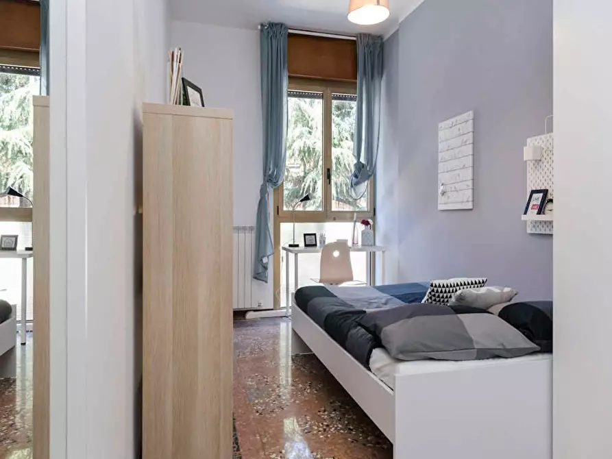 Immagine 5 di Camera in affitto  in Viale Giovanni Vicini a Bologna
