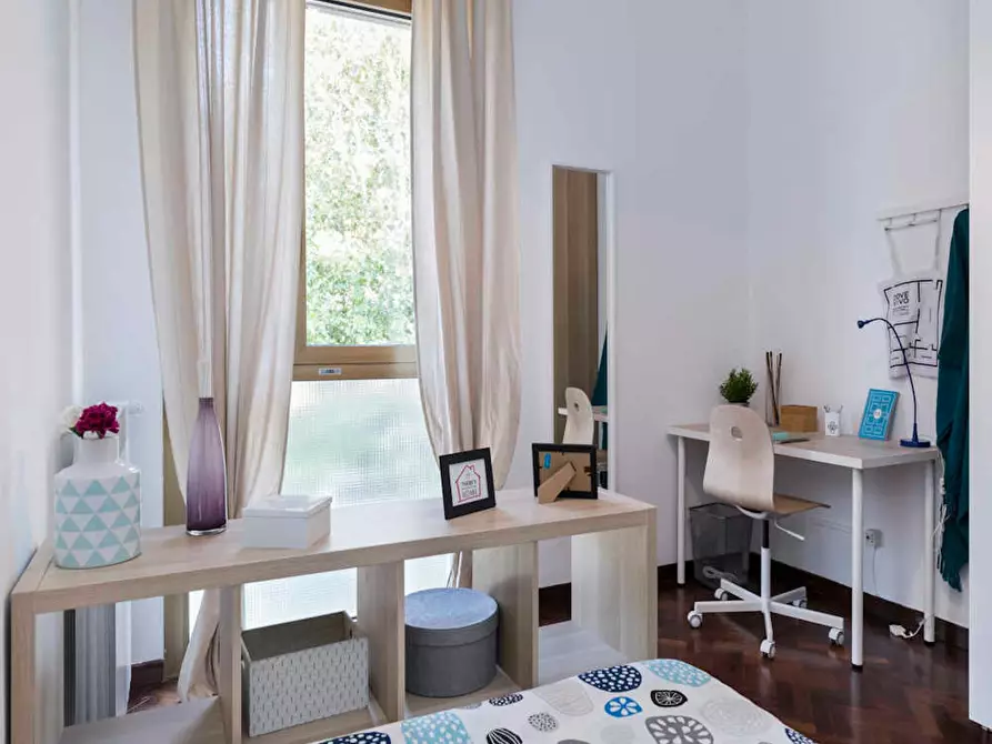 Immagine 6 di Camera in affitto  in Viale Giovanni Vicini a Bologna