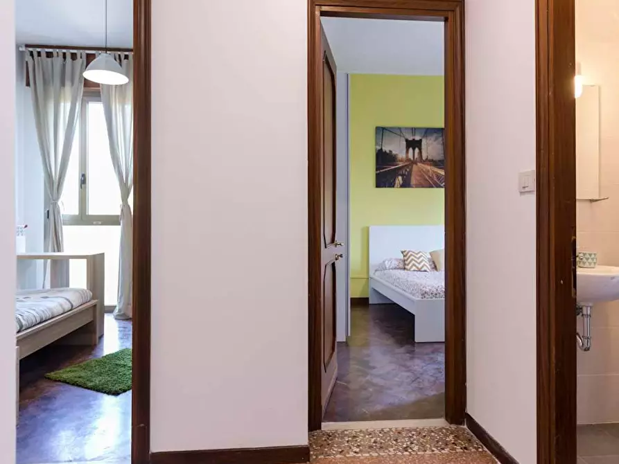Immagine 7 di Camera in affitto  in Viale Giovanni Vicini a Bologna