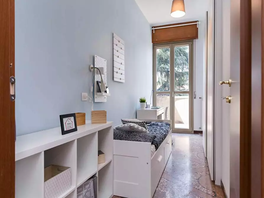 Immagine 2 di Camera in affitto  in Viale Giovanni Vicini a Bologna