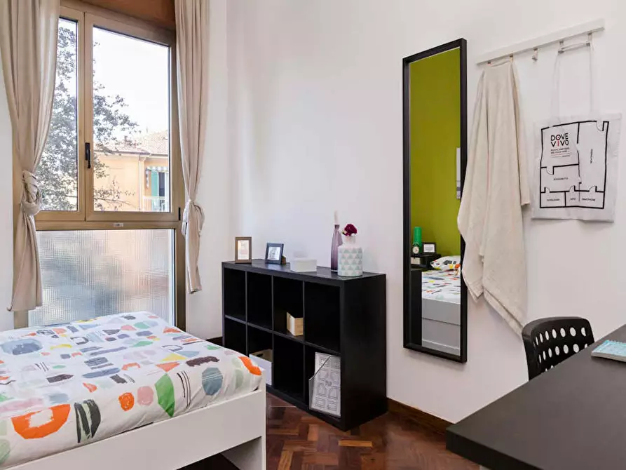 Immagine 4 di Camera in affitto  in Viale Giovanni Vicini a Bologna