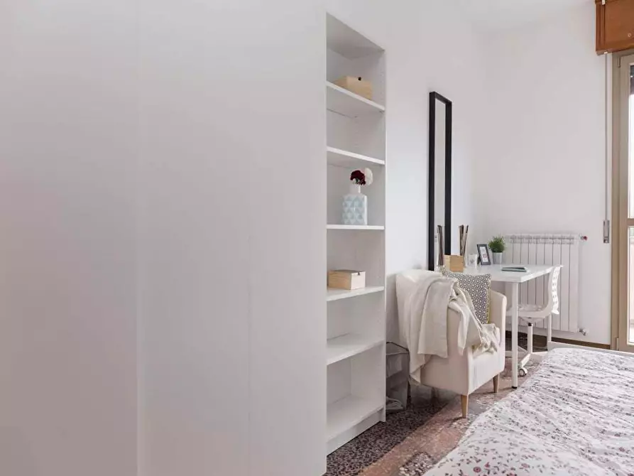 Immagine 6 di Camera in affitto  in Viale Giovanni Vicini a Bologna