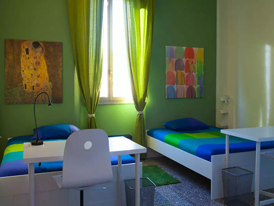 Immagine 10 di Camera in affitto  in Via Pompeo Vizzani a Bologna