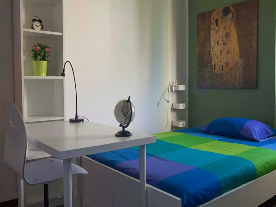 Immagine 7 di Camera in affitto  in Via Pompeo Vizzani a Bologna