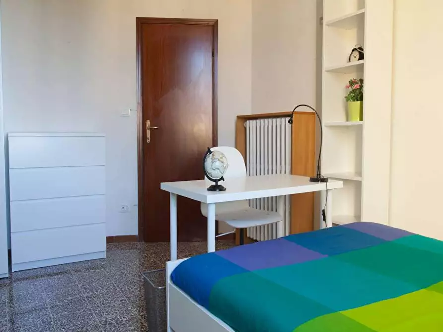 Immagine 3 di Camera in affitto  in Via Pompeo Vizzani a Bologna