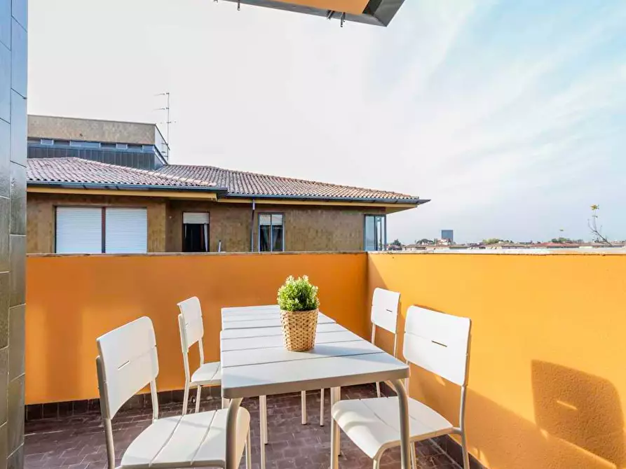 Immagine 10 di Camera in affitto  in Via Felice Mendelssohn a Padova